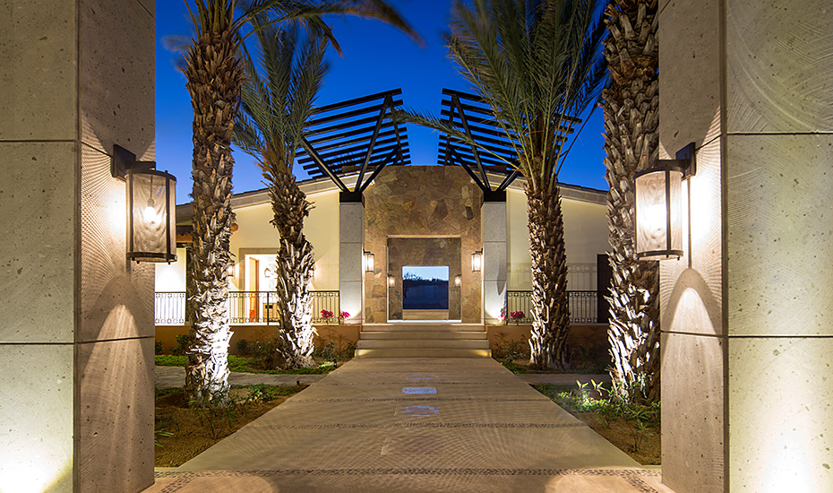 4 Club House